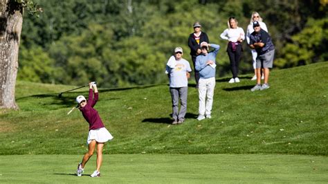 Women’s golf: Gophers freshman Isabella McCauley shoots herself back into contention at NCAA regionals